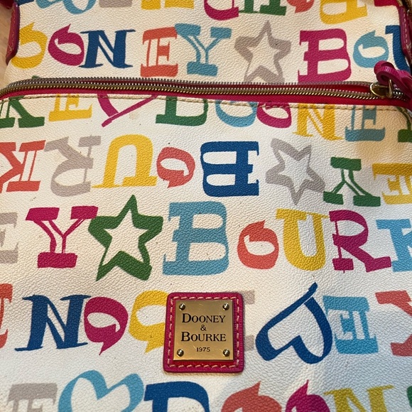 Dooney Bourke Pink Graffiti Rainbow Logo Pattern Tote Bag excellent condition - Picture 2 of 7